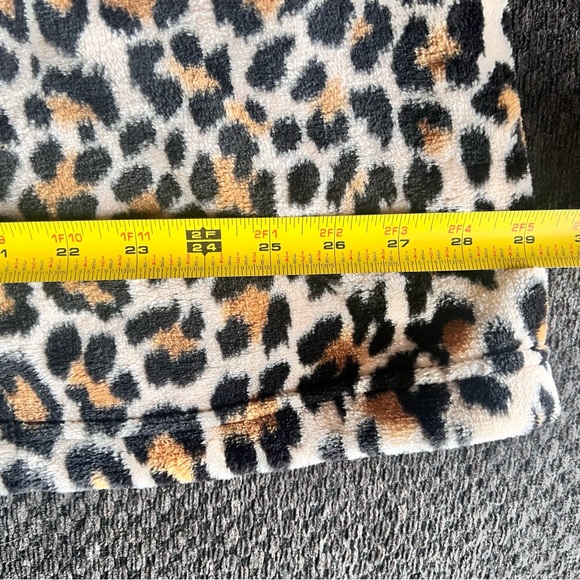 Kate Spade Bathrobe - Picture 8 of 8